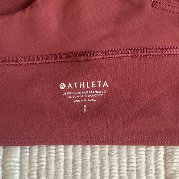 Athleta S Transcend Plunge Sports Bra Small D-DD Berry Rose Red - Picture 8 of 8